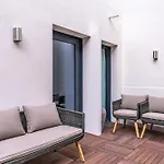 Apartahotel Quartier Libre Opera 5*