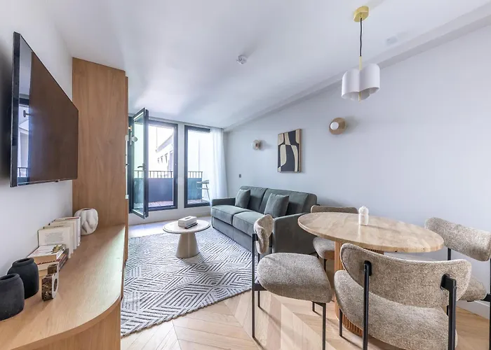 Quartier Libre Opera Aparthotel 5*