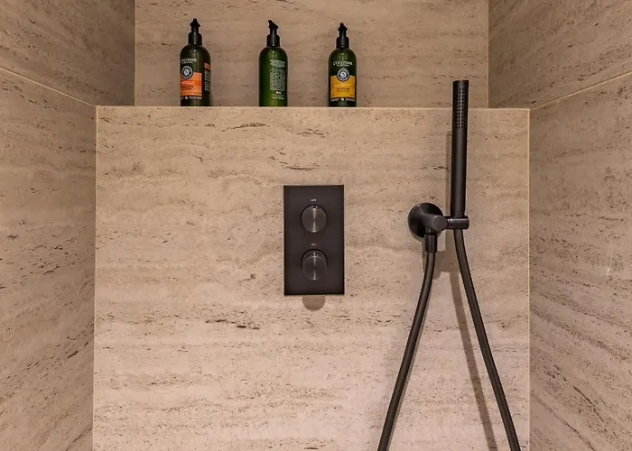 Quartier Libre Opera ホテル