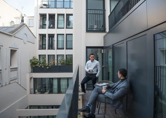 Quartier Libre Opera Aparthotel 5*
